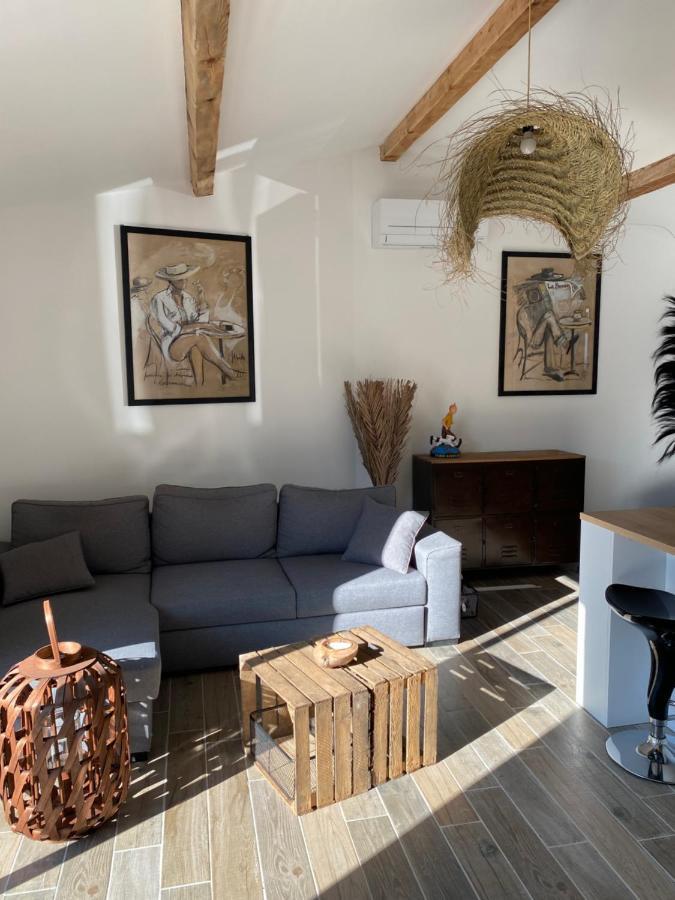 Petit Nid Douillet En Luberon Avec Spa Ansouis Εξωτερικό φωτογραφία